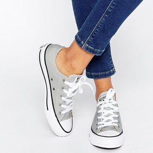 NWOT low rise light grey converse